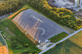 Vue aérienne de Nouvel espace de formation à la sécurité routière par l'Association allemande de sécurité routière de Rottweil à Zimmern ob Rottweil dans le département Bade-Wurtemberg, Allemagne