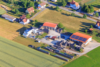 Vue aérienne de Bois de chauffage Lehmann à le quartier Brittheim in Rosenfeld dans le département Bade-Wurtemberg, Allemagne