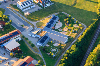 Vue aérienne de Maison d'enfants Loßburg à Loßburg dans le département Bade-Wurtemberg, Allemagne