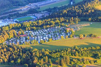 Vue aérienne de Parc de loisirs Camping Schüttehof à Horb am Neckar dans le département Bade-Wurtemberg, Allemagne