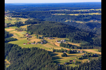 Vue aérienne de Quartier de Tischneck vu du nord à Schramberg dans le département Bade-Wurtemberg, Allemagne