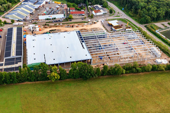 Photographie aérienne de Chantier de construction du nouveau parc logistique de HANSAINVEST et DFI-Real-Estate Kandel après la démolition du marché OBI à le quartier Minderslachen in Kandel dans le département Rhénanie-Palatinat, Allemagne