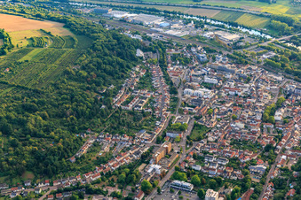 Vue aérienne de Rue Von Boch à Merzig dans le département Sarre, Allemagne