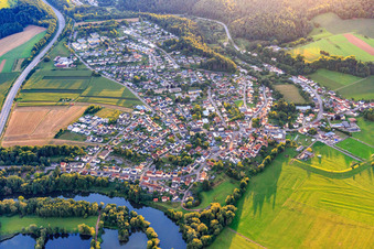 Vue aérienne de De l'est à le quartier Schwemlingen in Merzig dans le département Sarre, Allemagne