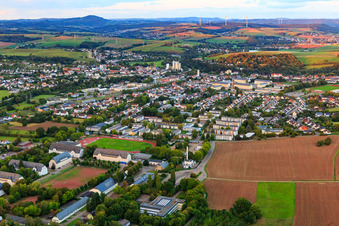 Vue aérienne de De l'ouest à Lebach dans le département Sarre, Allemagne