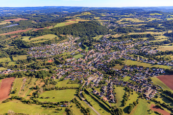 Vue aérienne de Du sud-ouest à le quartier Limbach in Schmelz dans le département Sarre, Allemagne
