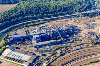 Vue aérienne de Aciérie Saarstahl LD à Völklingen dans le département Sarre, Allemagne