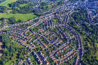 Vue aérienne de Du sud-ouest à Püttlingen dans le département Sarre, Allemagne