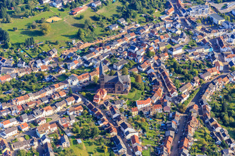 Vue aérienne de Cathédrale Saint-Sébastien de Köllertal à Püttlingen dans le département Sarre, Allemagne