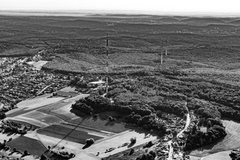 Vue aérienne de Station émettrice Püttlingen-Schoksberg à le quartier Köllerbach in Püttlingen dans le département Sarre, Allemagne