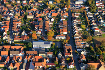 Vue aérienne de Gymnase TV-Steinweiler à Steinweiler dans le département Rhénanie-Palatinat, Allemagne