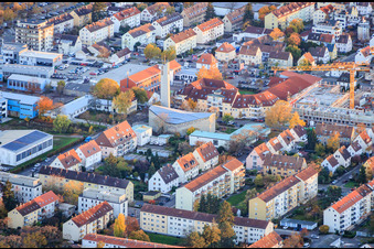 Vue aérienne de Église du Christ-Roi à Landau in der Pfalz dans le département Rhénanie-Palatinat, Allemagne