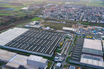 Vue aérienne de Zone industrielle Interpark à Offenbach an der Queich dans le département Rhénanie-Palatinat, Allemagne