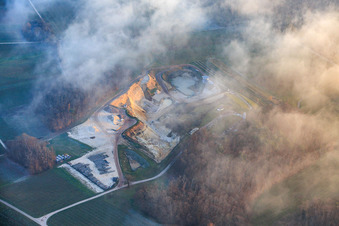 Vue aérienne de Bac à sable à le quartier Gleiszellen in Gleiszellen-Gleishorbach dans le département Rhénanie-Palatinat, Allemagne