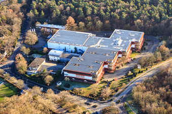 Vue aérienne de Magasin de meubles Ehrmann Herxheim à Herxheim bei Landau dans le département Rhénanie-Palatinat, Allemagne