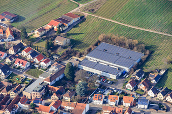 Vue aérienne de Dressez votre table vous-même - par Lilly et Faßschlubber Wine Shop à l'hôtel Villa Königsgarten à Siebeldingen dans le département Rhénanie-Palatinat, Allemagne
