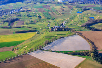 Parcours de golf Golfpark Karlsruhe - GOLF absolu au centre équestre Gut Batzenhof à le quartier Hohenwettersbach in Karlsruhe dans le département Bade-Wurtemberg, Allemagne
