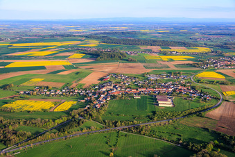 Du nord à Vahl-Ebersing dans le département Moselle, France
