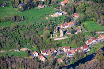 Château de Frauenberg au dessus de la Blies à Frauenberg dans le département Moselle, France