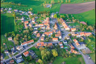 Du sud-ouest à Altrippe dans le département Moselle, France