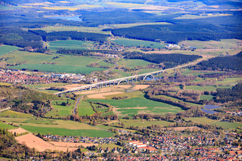 Pont Ilmtal pour la glace à le quartier Langewiesen in Ilmenau dans le département Thuringe, Allemagne