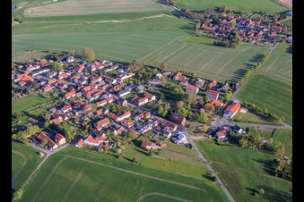 Du nord à Peuschen dans le département Thuringe, Allemagne