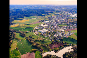 De l'est à le quartier Frohnlach in Ebersdorf bei Coburg dans le département Bavière, Allemagne