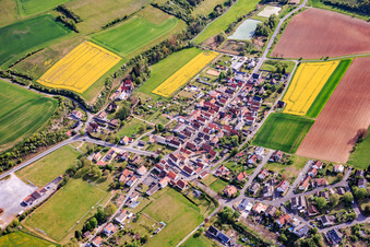 Du sud-ouest à le quartier Bühler in Eußenheim dans le département Bavière, Allemagne