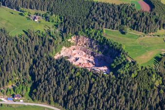 Carrière du sud à le quartier Tennenbronn in Schramberg dans le département Bade-Wurtemberg, Allemagne