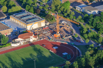 Stade et salle Queichtal ainsi que chantier de construction au Konrad-Lerch-Ring à Offenbach an der Queich dans le département Rhénanie-Palatinat, Allemagne