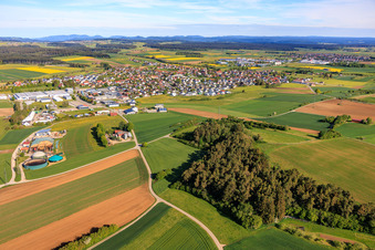 Du sud-est à le quartier Seedorf in Dunningen dans le département Bade-Wurtemberg, Allemagne