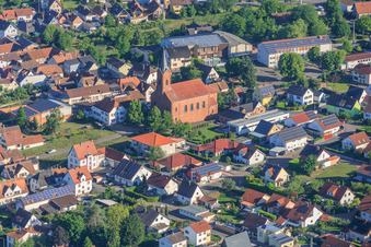 Église paroissiale catholique Saint-Étienne à Albersweiler dans le département Rhénanie-Palatinat, Allemagne