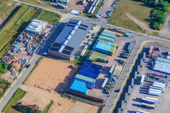 Parc industriel Im Niedersand depuis le sud-est à Offenbach an der Queich dans le département Rhénanie-Palatinat, Allemagne