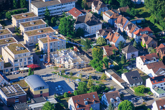 Nouveau chantier de construction de 18 copropriétés en centre-ville par Grathwohl Erdbau und Abbruch GmbH et AK.Bau GmbH à Kandel dans le département Rhénanie-Palatinat, Allemagne