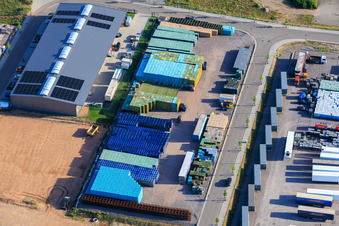 Parc industriel Im Niedersand depuis le sud-est à Offenbach an der Queich dans le département Rhénanie-Palatinat, Allemagne