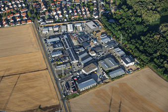 Parc industriel Römeräcker avec W+W Holzelementbau Nordbaden GmbH et GartenWERK - Tobias Erb e.K. à le quartier Hochstetten in Linkenheim-Hochstetten dans le département Bade-Wurtemberg, Allemagne