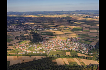 De l'est à Hördt dans le département Rhénanie-Palatinat, Allemagne