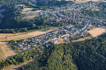 Du sud à le quartier Erlenbrunn in Pirmasens dans le département Rhénanie-Palatinat, Allemagne