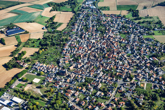 Du sud-ouest à le quartier Wenigumstadt in Großostheim dans le département Bavière, Allemagne