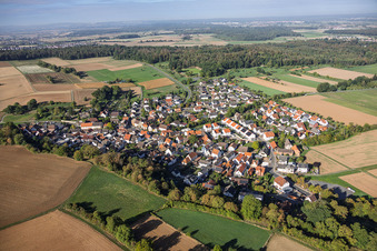 De l'est à le quartier Schlierbach in Schaafheim dans le département Hesse, Allemagne