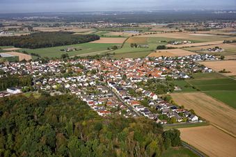 Du sud-est à le quartier Langstadt in Babenhausen dans le département Hesse, Allemagne