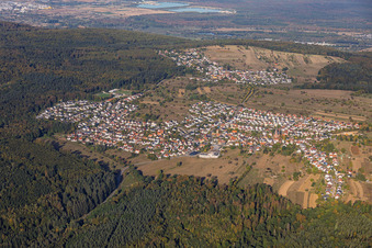De l'est à le quartier Schöllbronn in Ettlingen dans le département Bade-Wurtemberg, Allemagne
