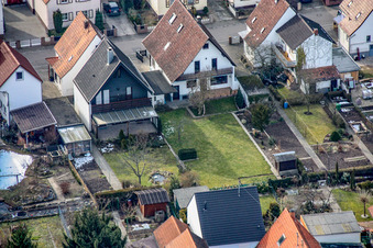Vue d'oiseau de Waldstr à Kandel dans le département Rhénanie-Palatinat, Allemagne