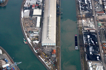 Vue aérienne de Hall de Jerich, Allemagne Karlsruhe dans le port du Rhin à le quartier Mühlburg in Karlsruhe dans le département Bade-Wurtemberg, Allemagne