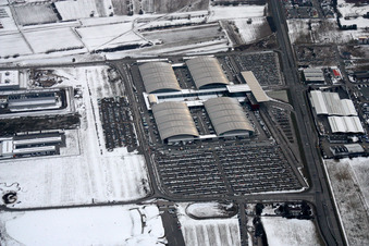 Vue aérienne de Dm-arena, nouveau salon professionnel à le quartier Forchheim in Rheinstetten dans le département Bade-Wurtemberg, Allemagne