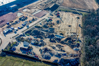 Construction d'un nouveau hall logistique dans la zone industrielle d'Am Horst à le quartier Minderslachen in Kandel dans le département Rhénanie-Palatinat, Allemagne d'un drone