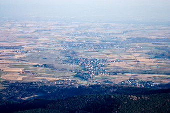 Image drone de Steinseltz dans le département Bas Rhin, France