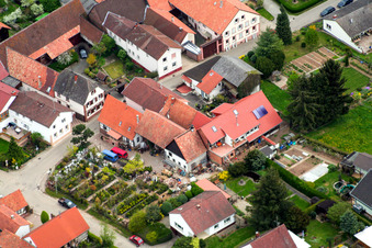 Vue aérienne de Helmut Scholl, paysagiste à Oberhausen dans le département Rhénanie-Palatinat, Allemagne
