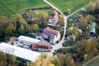 Vue oblique de Moulin de Wanzheim à Rheinzabern dans le département Rhénanie-Palatinat, Allemagne