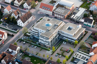 Vue aérienne de Caisse d'épargne à Kandel dans le département Rhénanie-Palatinat, Allemagne